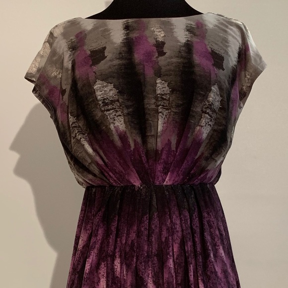 Susie Chin Dress - Picture 2 of 4